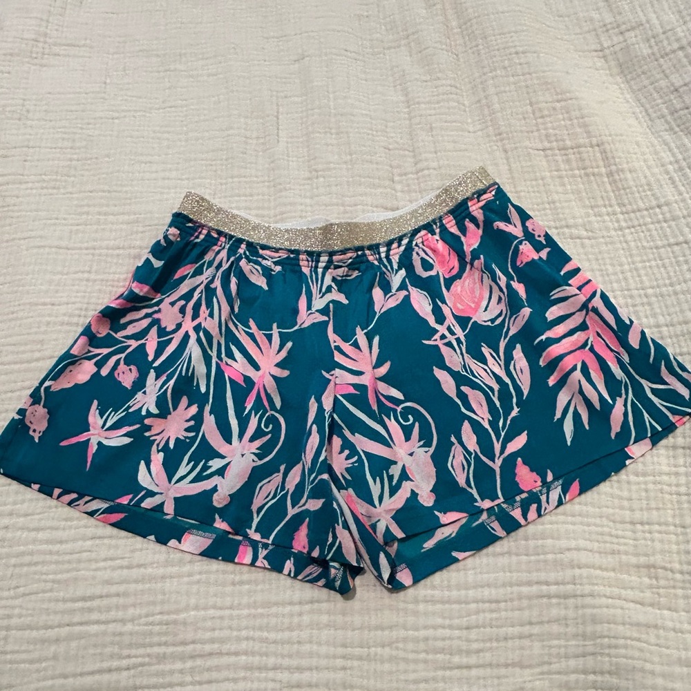 Lilly Pulitzer Rylan Short - Picture 3 of 4